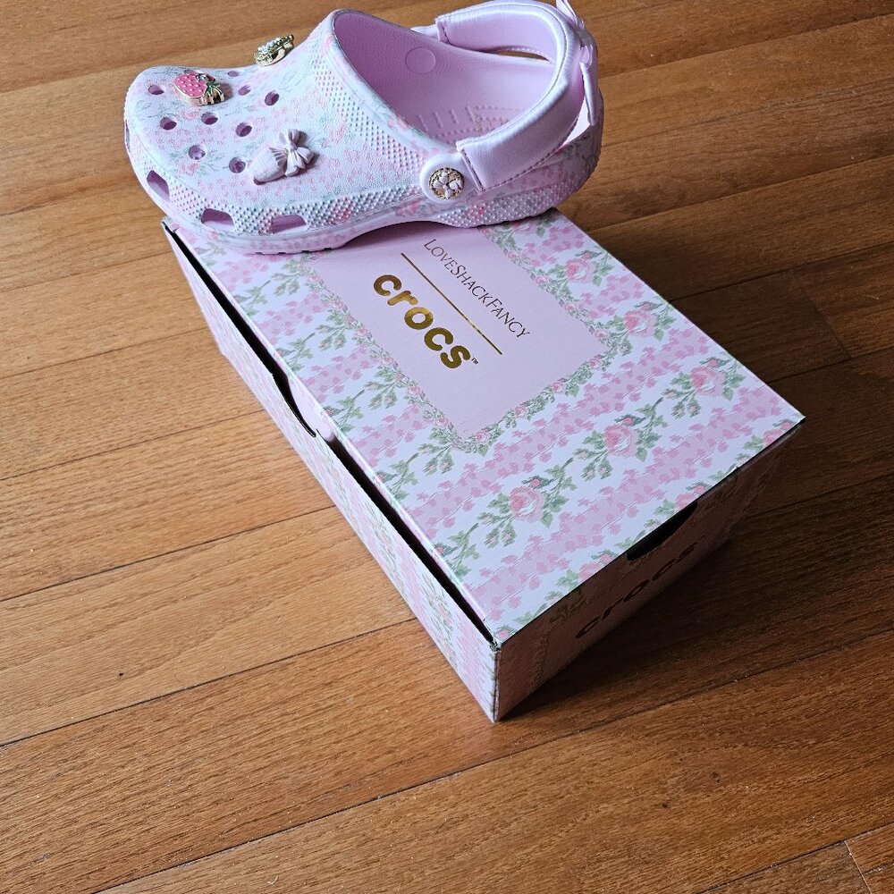 CROCS x LOVESHACKFANCY CLOGS